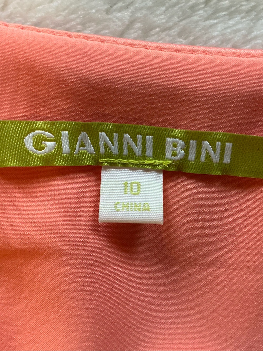 Gianni Bini Coral Wrap NWT Size 10 Satin Plunge Neck Event Dress - Picture 7 of 9